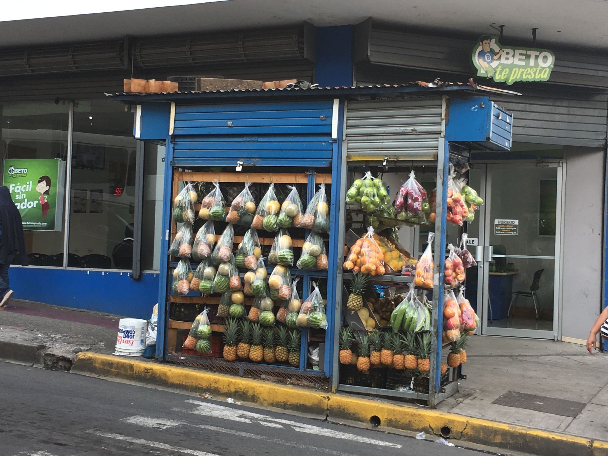 巴拿马同中国建交了吗,巴拿马和美国隔了几个国家