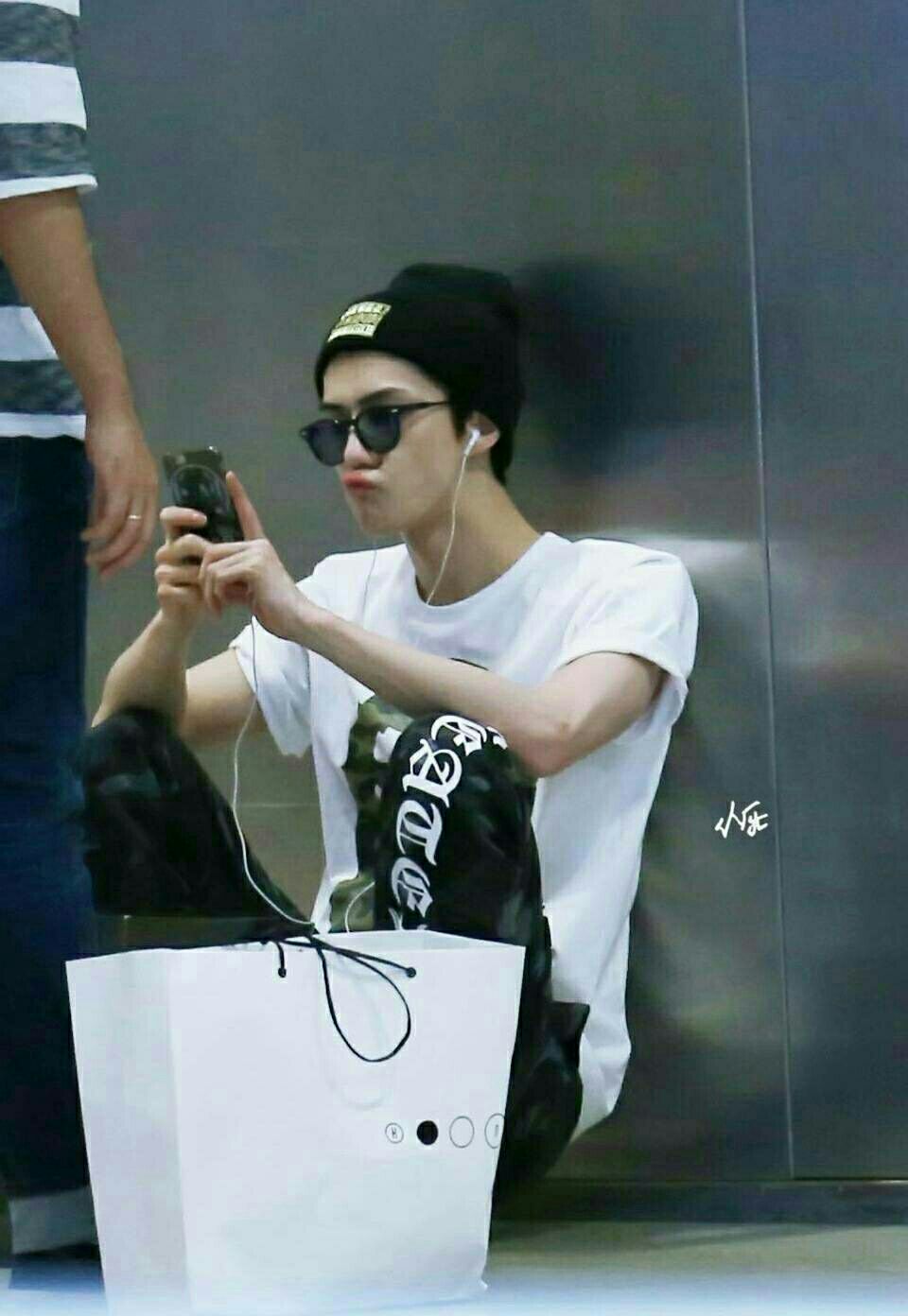 exo吴世勋当练习生,exo吴世勋躲避游戏