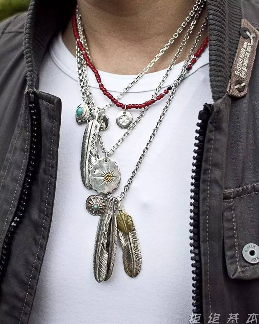 管他是羽毛还是叶子，一块银坨子凭什么比金还贵？