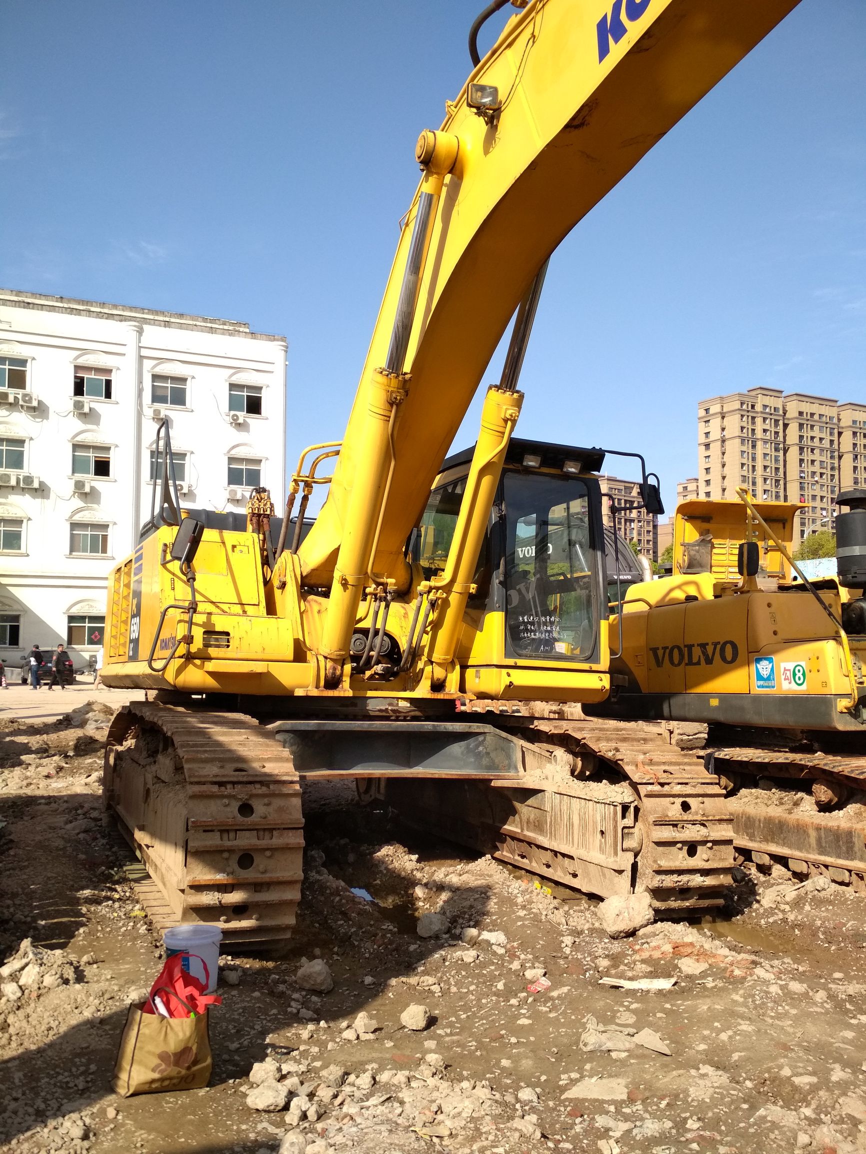 二手挖掘机分析,二手小松110挖掘机