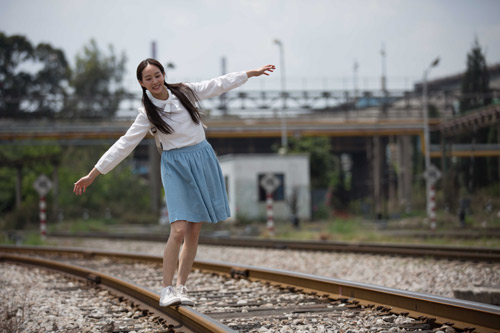 六人晚餐正片,六人晚餐亲情视频