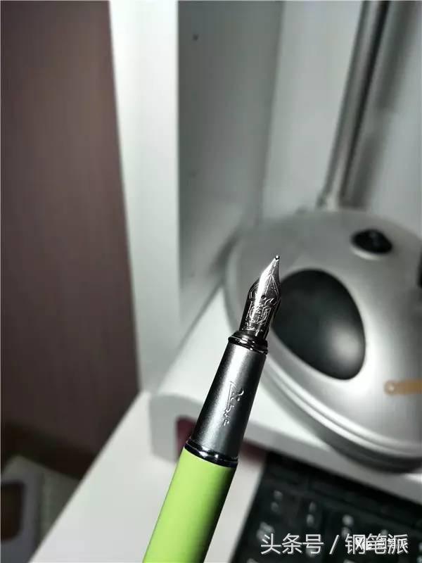 毕加索钢笔916和717哪个好用,毕加索钢笔916和902哪个好