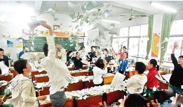 福利贴，45位股市劳模董事长指引高三狗奋斗新方向！