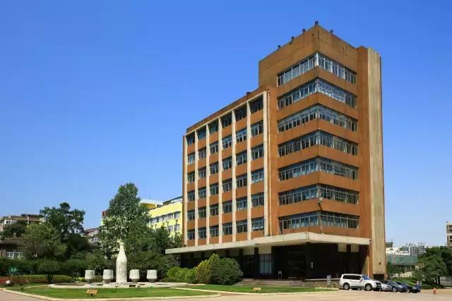 青岛周末休闲度假好地方冬天,青岛适合一家老小度假的地方