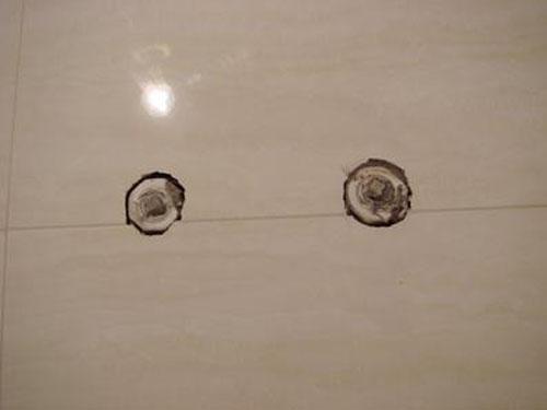 瓷砖打孔用什么钻头不裂,如何在瓷砖上打孔瓷砖不容易裂