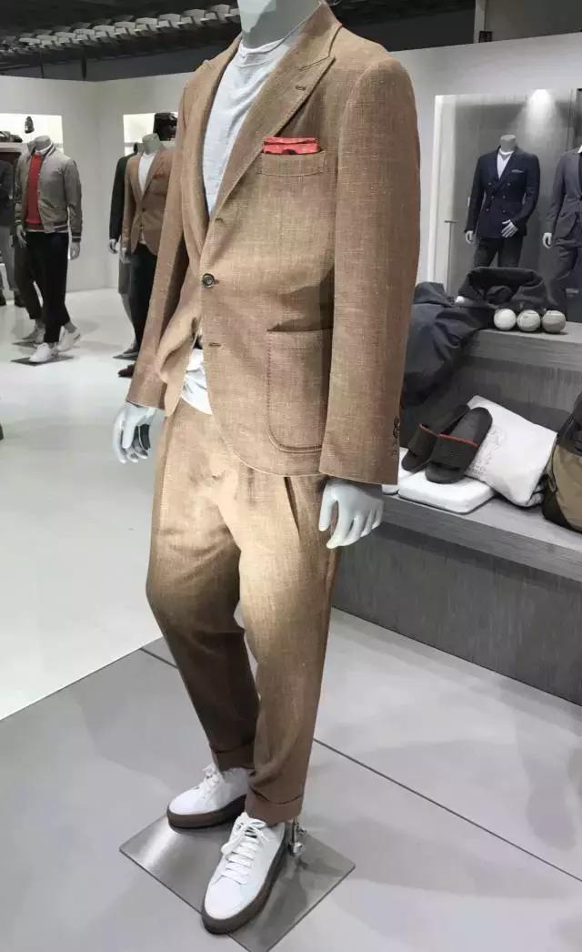 男士如何买衣服,男士买衣服搭配顺序表