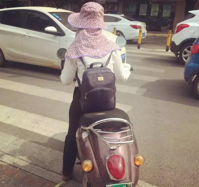 柳州,一座经常被电驴超车的城市!看完一把辛酸泪