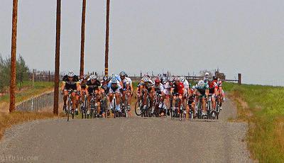 有这样的兄弟，迟早会被吓死的