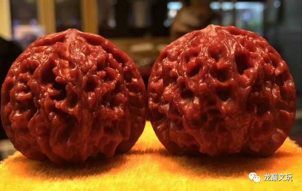 核桃盘出玛瑙红技巧,怎样看出核桃是否能盘红