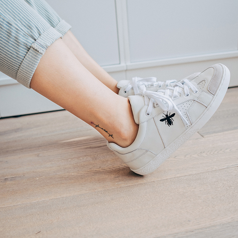 鞋柜必备的几款百搭鞋子,鞋柜必不可少的几双鞋