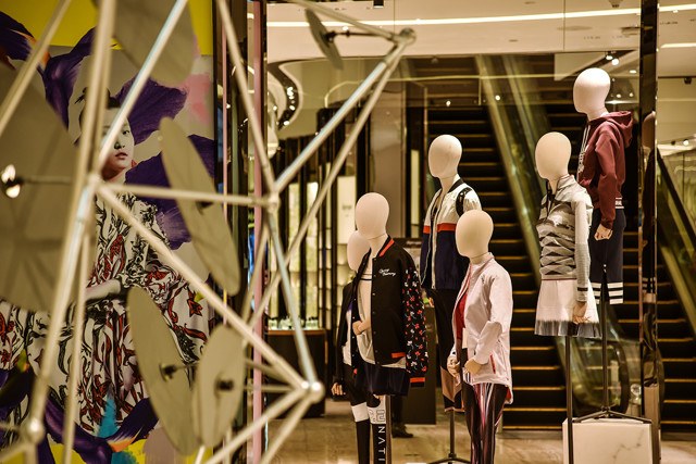 除了扶持中国设计师，买手制百货连卡佛的成功秘诀还有哪些？