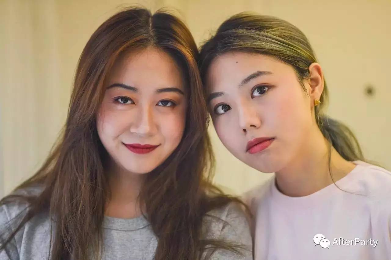 和朋友旅游的乐趣之一,就是共享化妆包