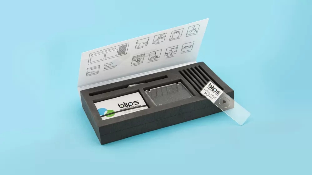 一个小小的贴片镜头瞬间让iphone手机拥有微距功能