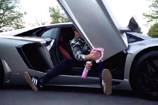 男生一定要尝试粉色穿搭,适合男生用的粉色单品