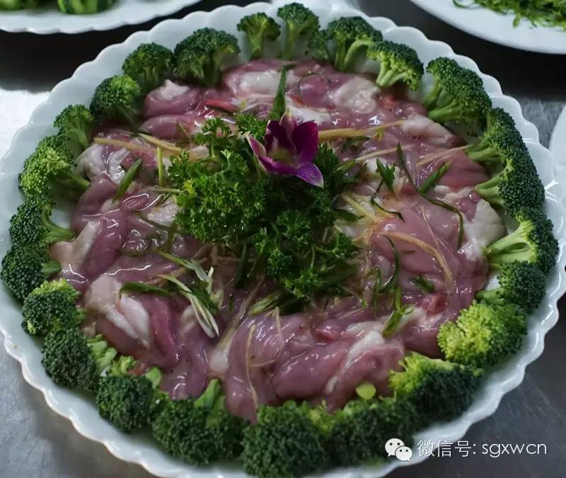 小曾吃饭最新视频,小曾吃火锅