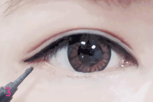 学生党买一套化妆品大概多少钱,学生党应该买什么样的化妆品