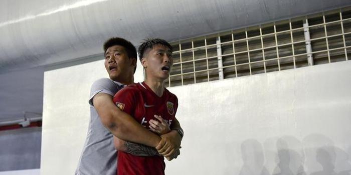 看足球，学成语，感觉比高考还难