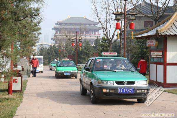 攻略｜感谢老天的不胖之恩，让我肆无忌惮的吃遍西安！3天2夜游，仅需一天假，1小时抵达！