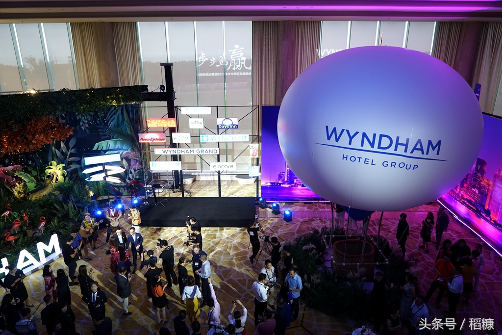 酒店谁没住过，和大嘴猴、辛普森一屋你住过吗？房里的东西好想拿走