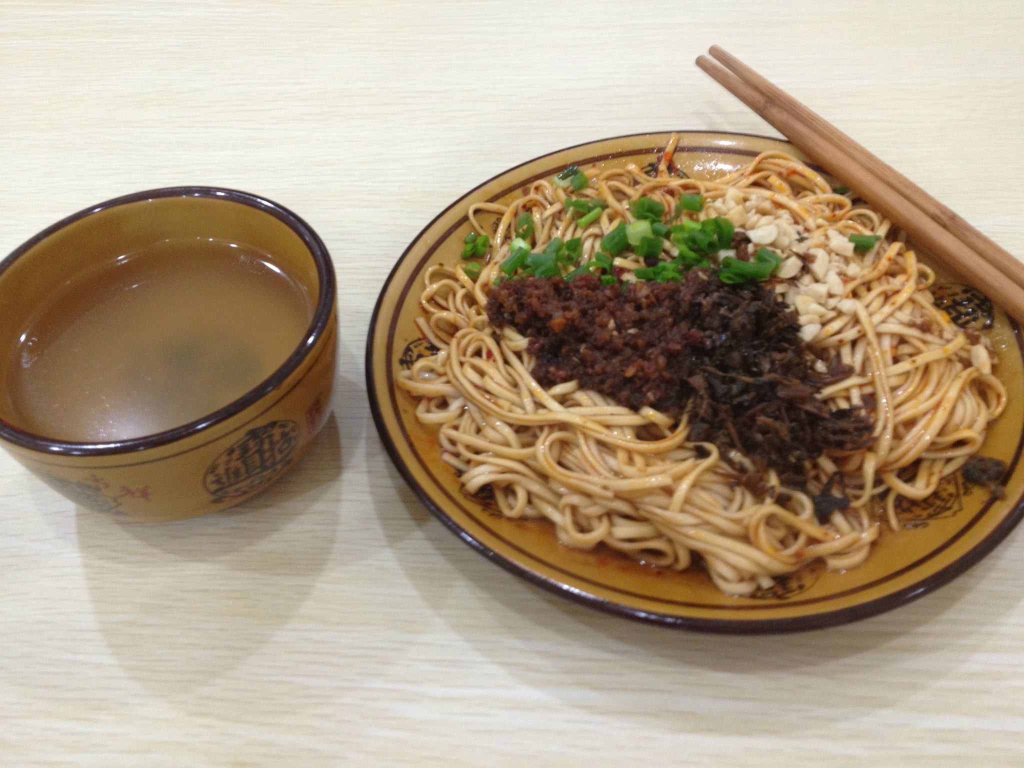 去云南旅游买的玉镯子是真的吗,去云南买玉手镯是真的吗