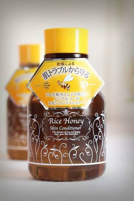 不用吃土也买得起的东西,不用吃土也能入手的彩妆