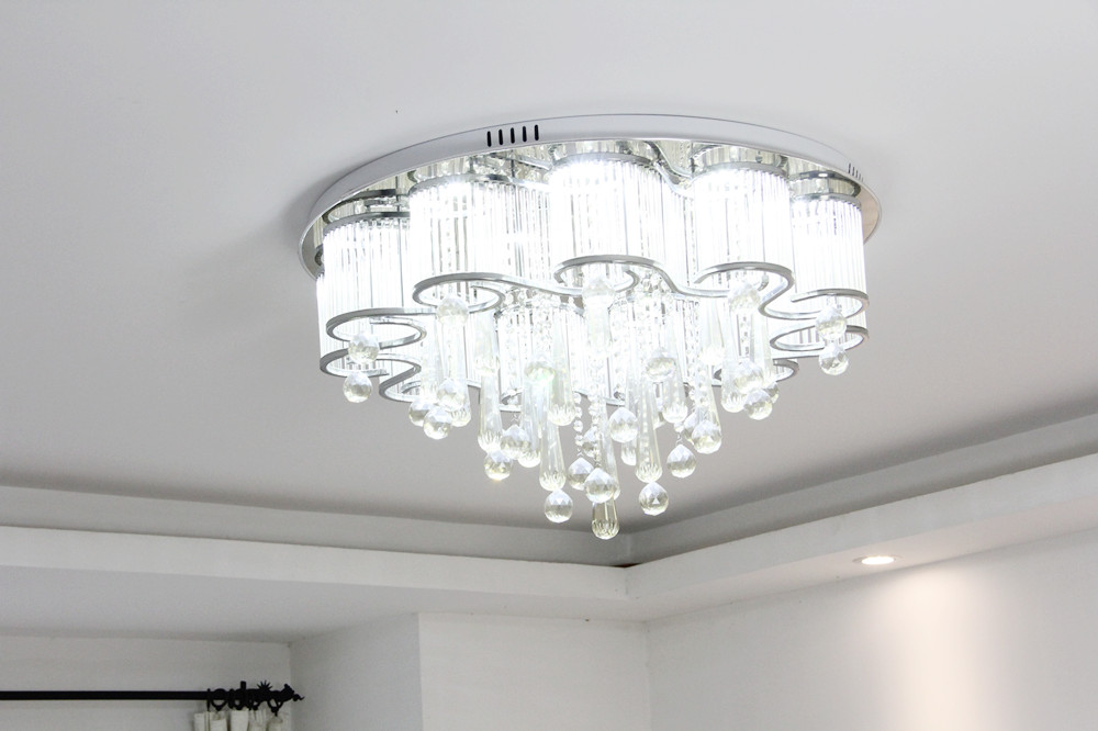 自从有了它把家里的遥控器都扔了,把家里的遥控器玩坏了