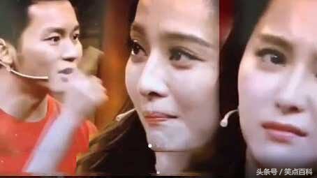 女朋友给男朋友手上咬个牙印,女友给男友咬的劳力士