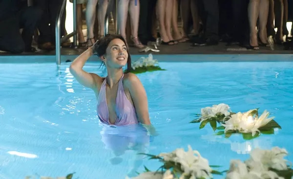 梅根福克斯以前的图片,梅根福克斯花瓶