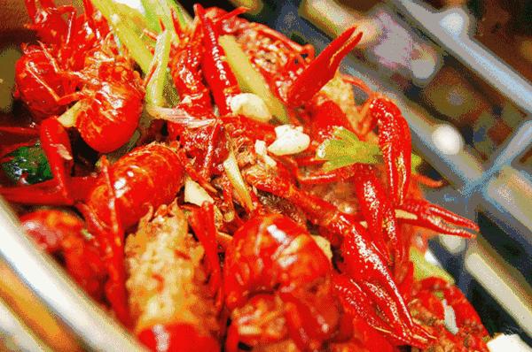 卖小龙虾一个月能赚多少,卖小龙虾怎么低成本