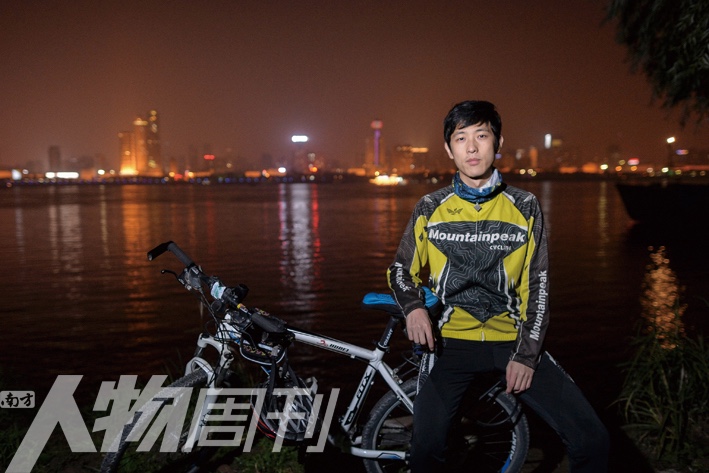 李红豪退学少年骑行记