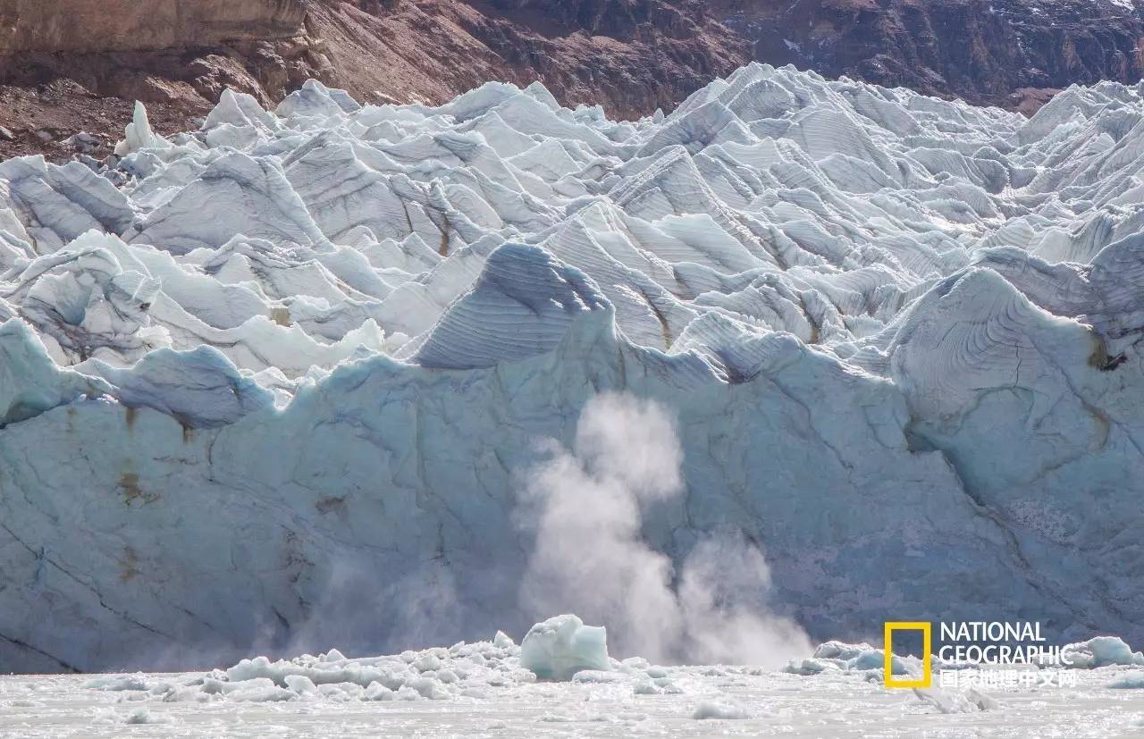 一次惊险的冒险之旅南极冰川,神奇的南极冰川探险之旅感受