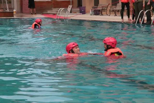 最稳的冲锋舟,很帅的冲锋舟