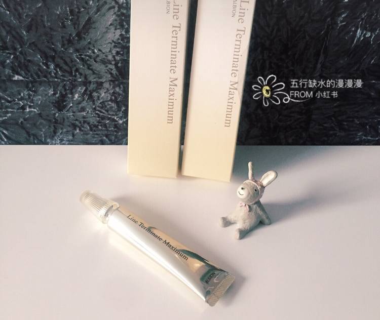 爱笑的女生运气不会差但会长皱纹,爱笑的女孩子的法令纹很明显