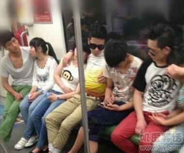 一个网吧网管在自杀前的遗书,看完还能再笑一会