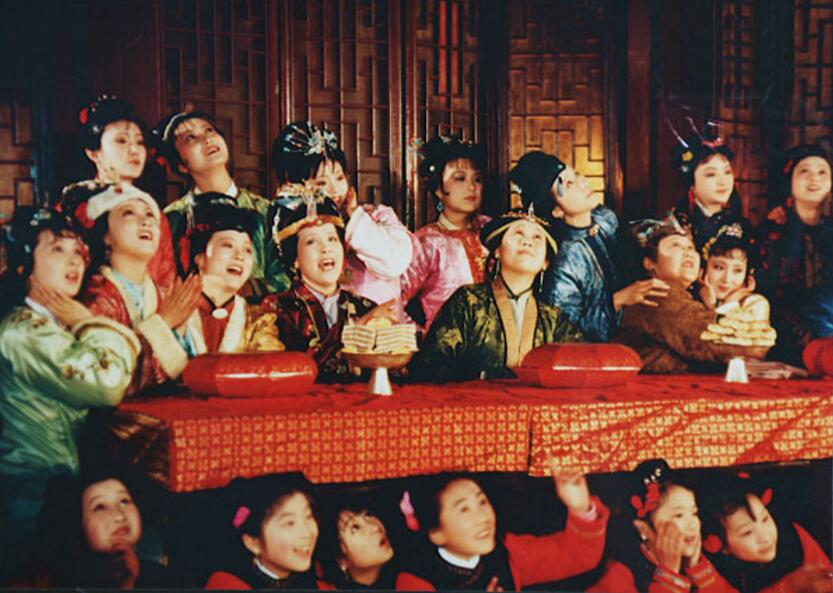 大观园人物林黛玉,大观园中林黛玉和谁关系最好