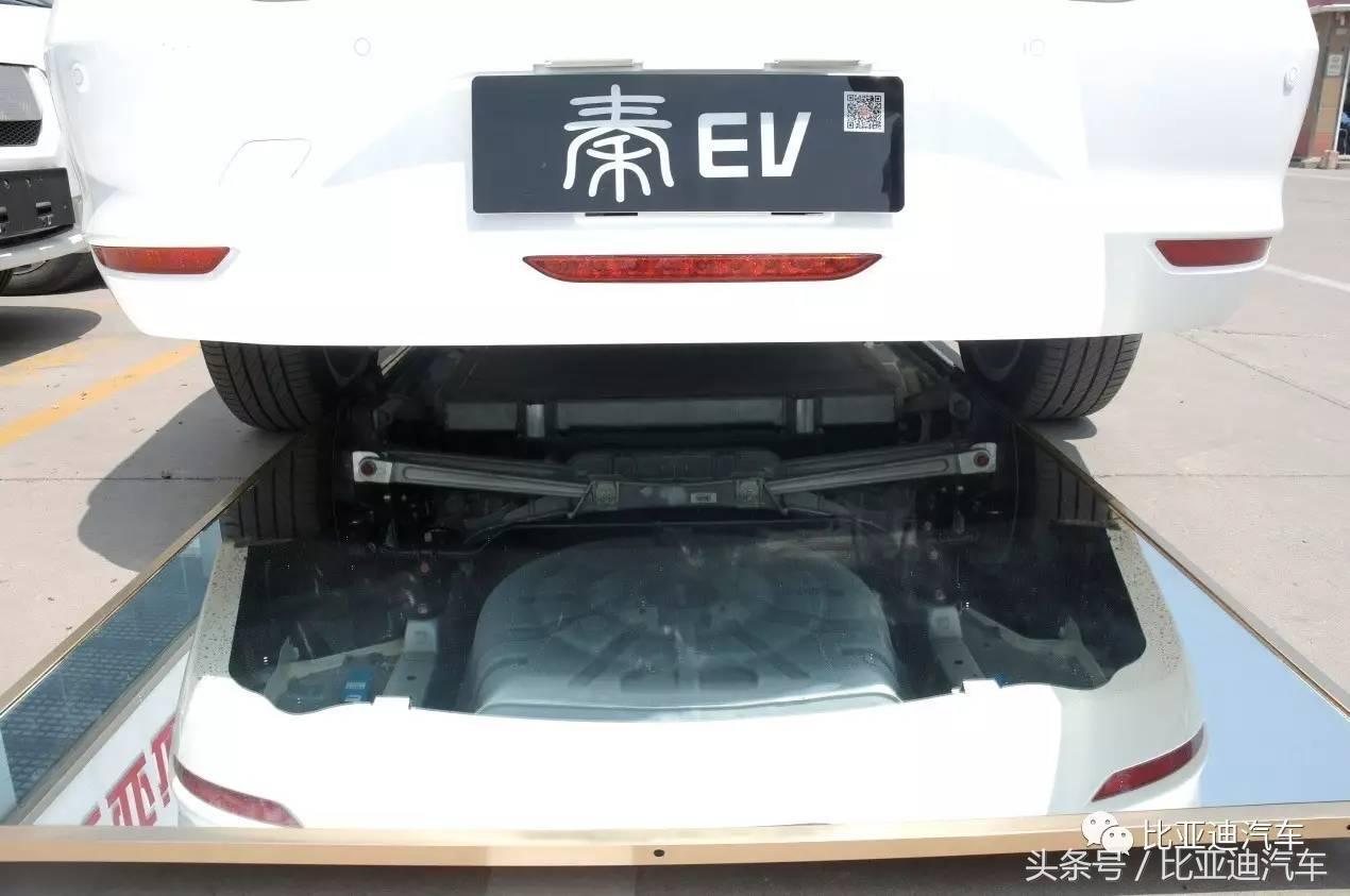 为极致体验而生16.99万比亚迪2017款秦EV300精英型全面到店