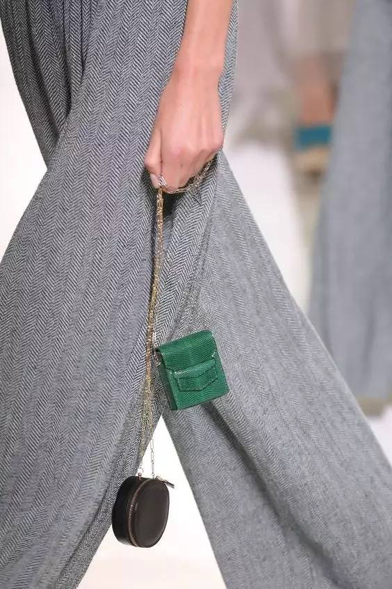 宋茜衣品图片,宋茜穿牛仔衣和牛仔裤