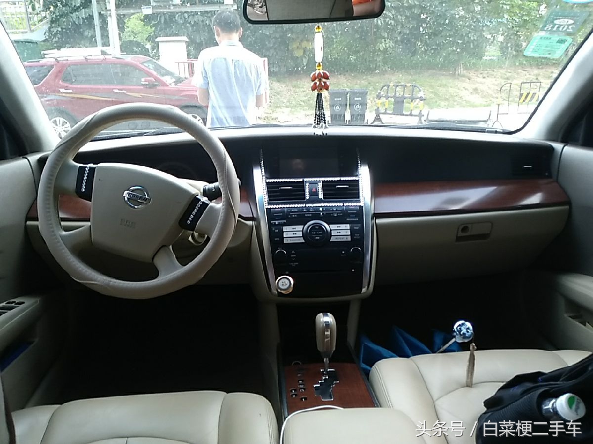 2017款天籁事故二手车多少钱,一万多块钱的天籁事故车