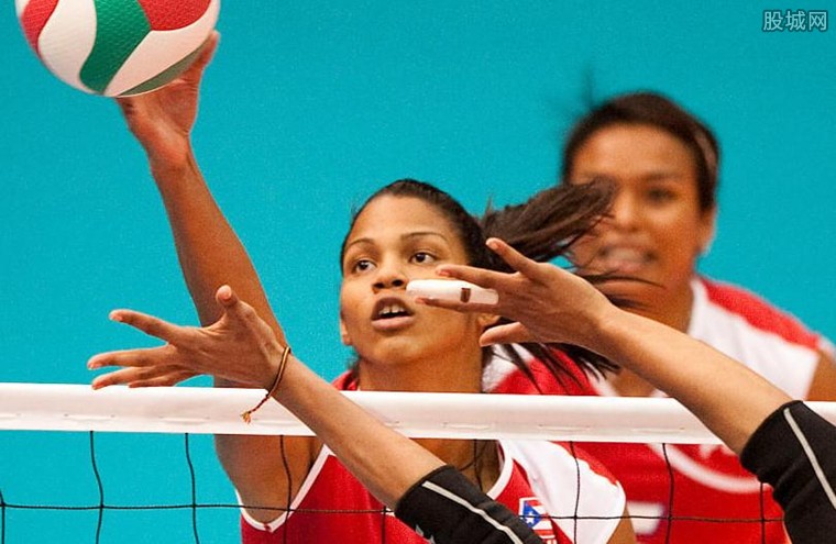 女排生孩子的球员,生了个孩子还能打排球的女排队员