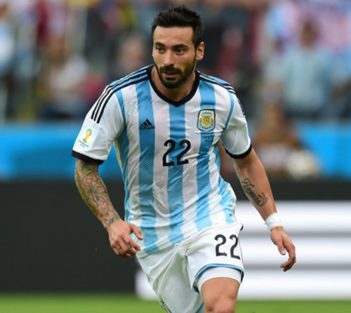 足坛历史上唯一没有纹身的球员,足球哪几位球员有纹身