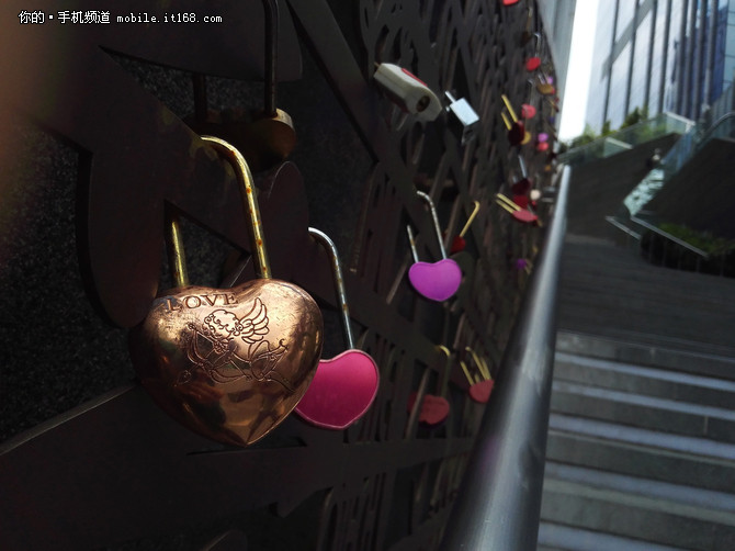 荣耀手机拍照对比评测,荣耀6p拍照对比