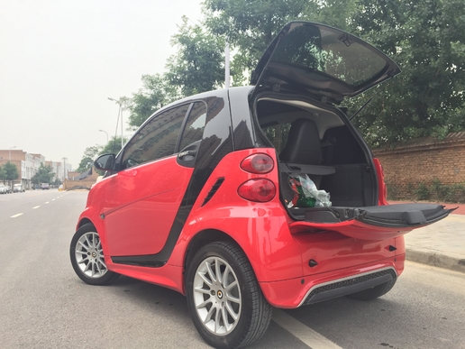 十几万的奔驰两门,奔驰smart两座燃油版