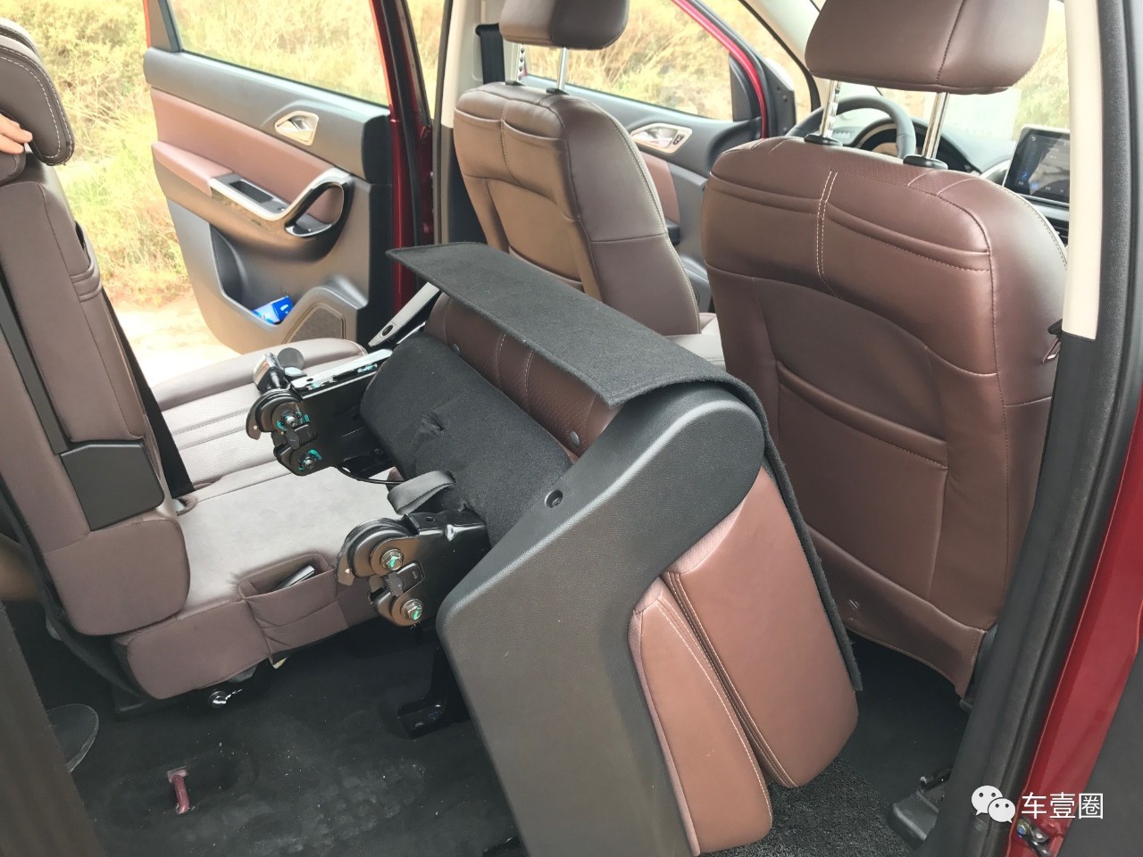 配置够用的车型推荐,比速T5手动尊贵高配