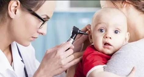 5岁男孩抠耳屎花5000元,5岁宝宝掏出来耳屎很大很油