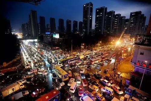 360°歧视指南，你在鄙视链的第几层？