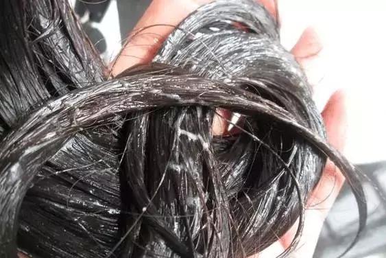 怎么改变干枯毛躁的发质,如何有效改善干枯毛躁