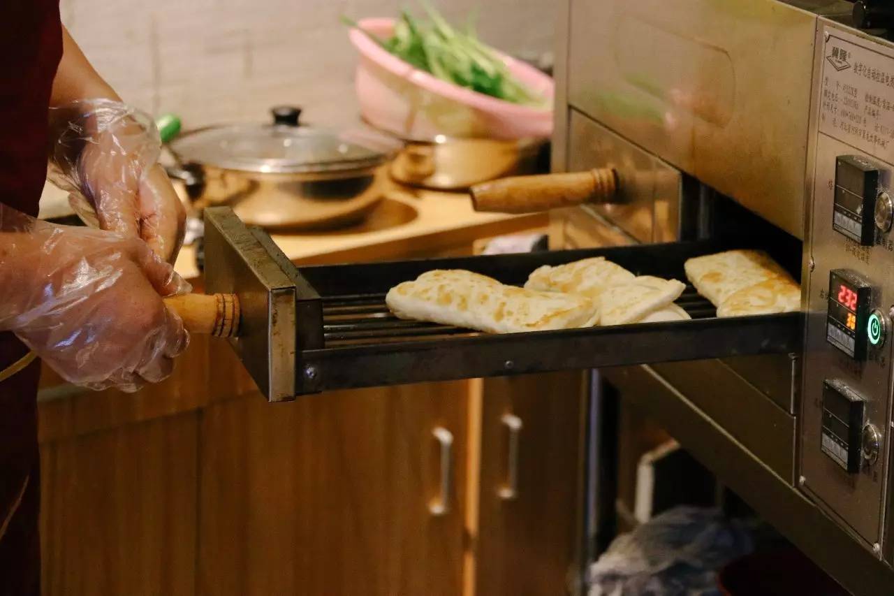 最吸引人的美食一条街推荐,7条吃货必打卡的美食街