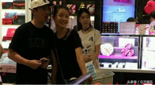 王思聪前任豆得儿现在怎么样了,王思聪豆得儿牵手散步