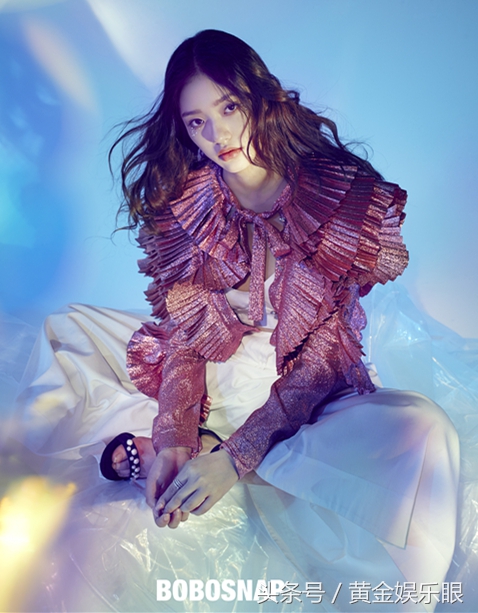 林允时尚大片出炉,林允清凉夏装