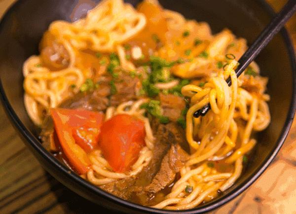 开了一家面店生意不好怎么办,开了个面馆生意惨淡怎么办